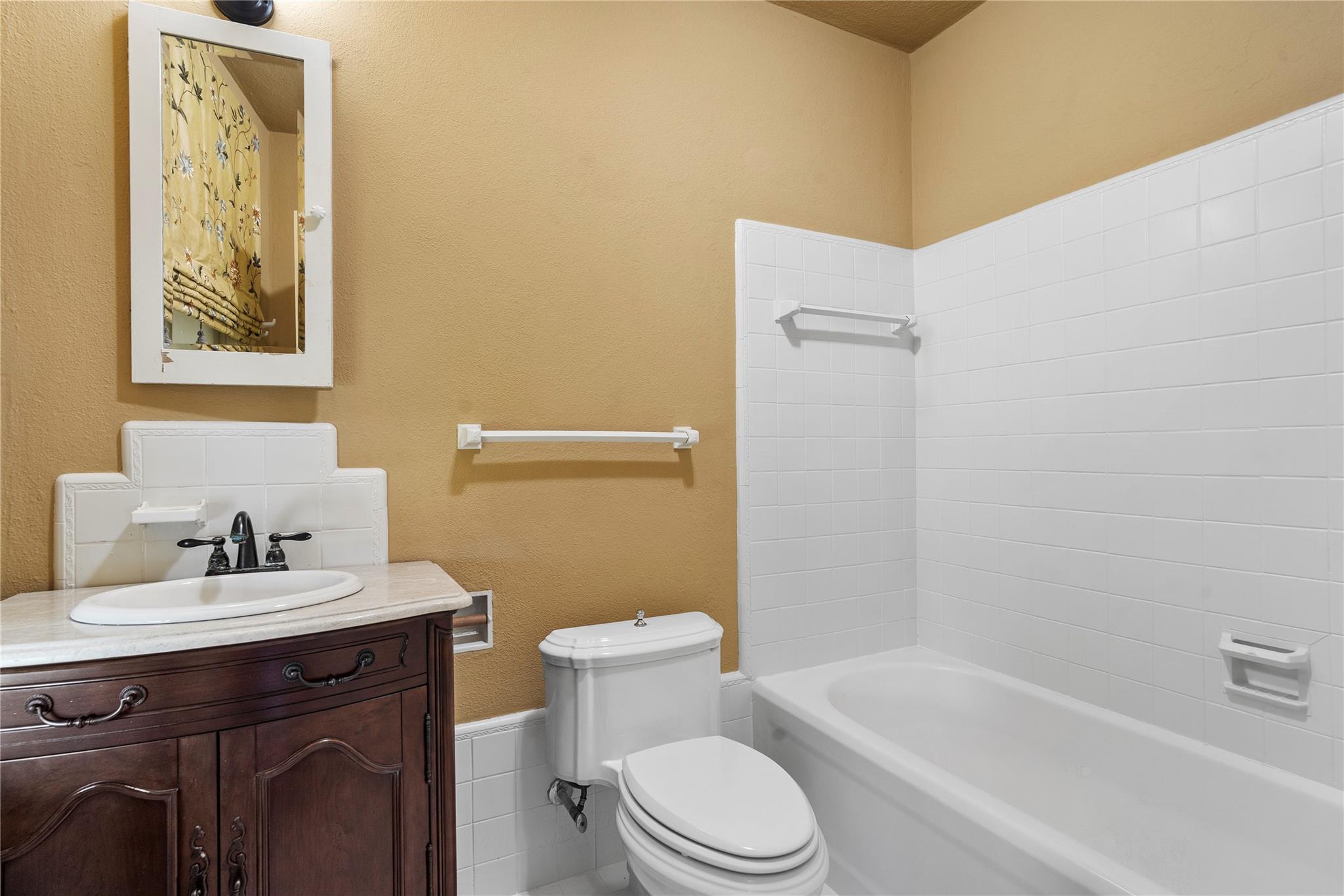 Richmond, Texas, 77469, United States, 9 Bedrooms Bedrooms, ,4 BathroomsBathrooms,Residential,Forsale,1953115