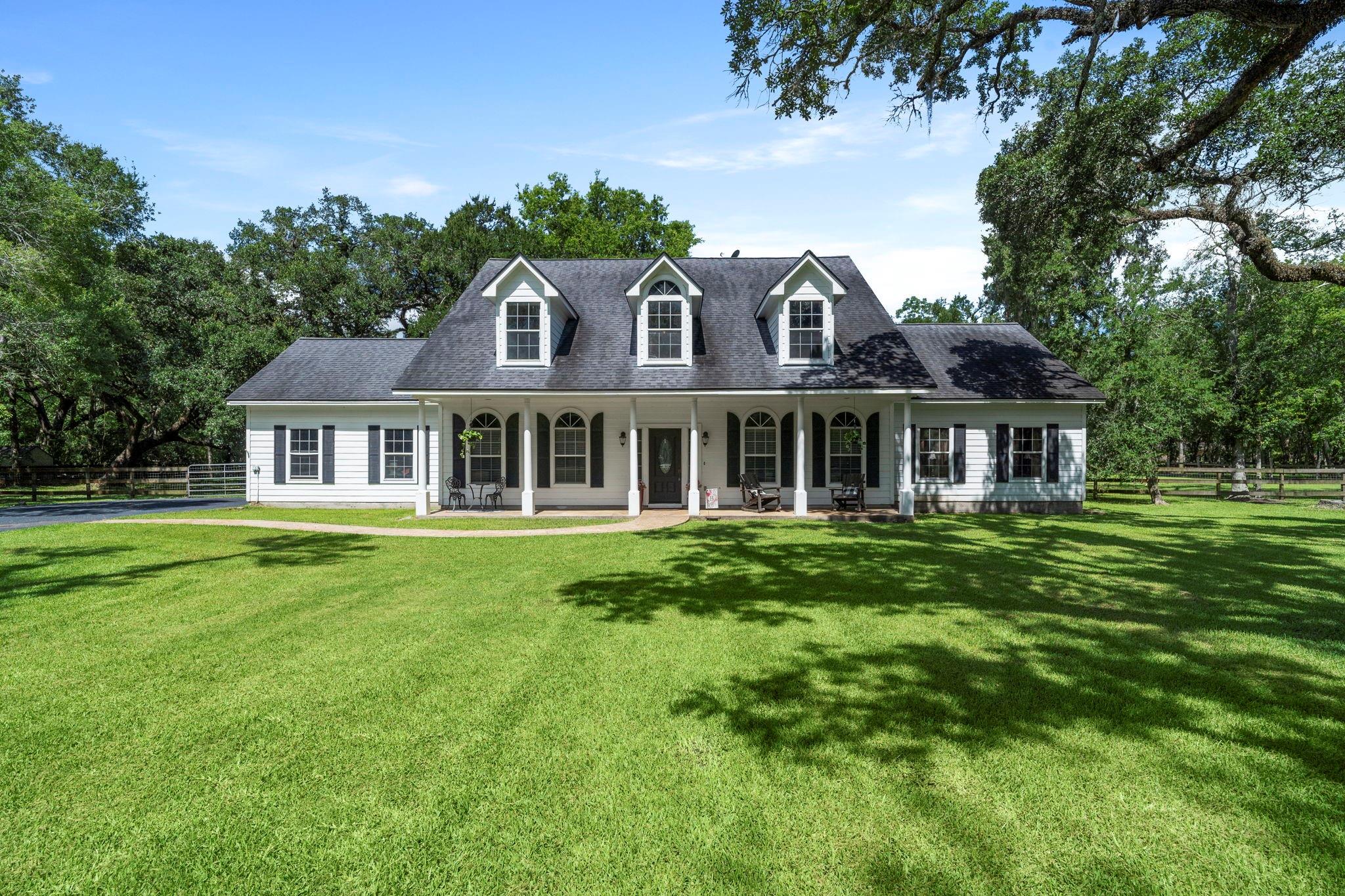 Needville, Texas, 77461, United States, 5 Bedrooms Bedrooms, ,3 BathroomsBathrooms,Residential,Forsale,1910025
