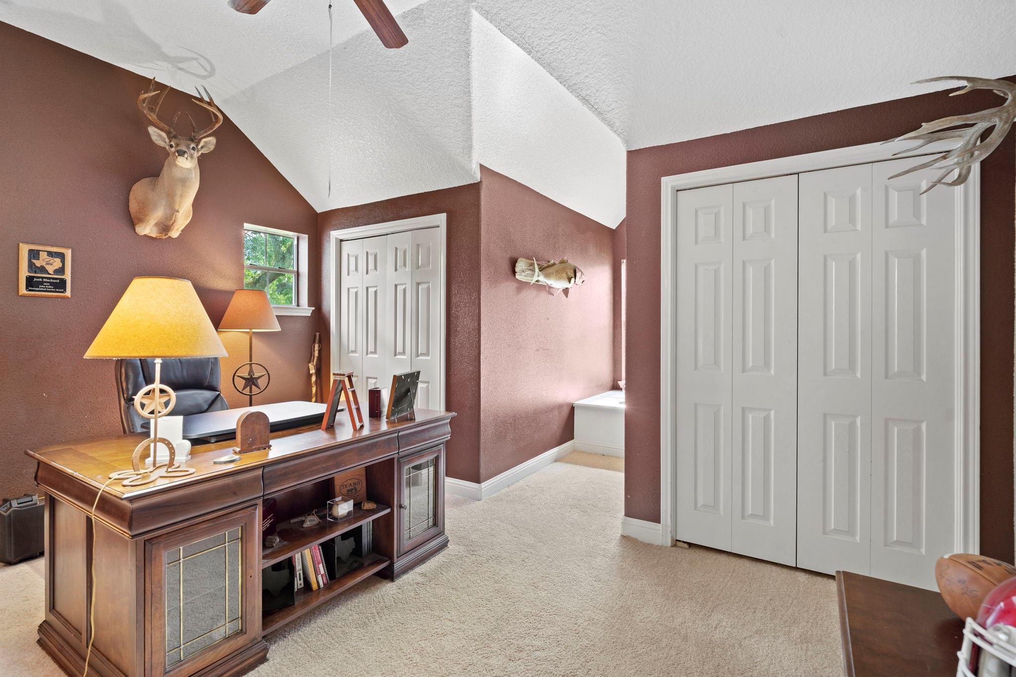 Needville, Texas, 77461, United States, 5 Bedrooms Bedrooms, ,3 BathroomsBathrooms,Residential,Forsale,1910025