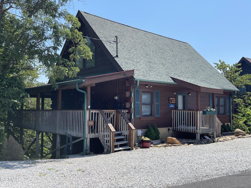 Sevierville, Tennessee, 37876, United States, 3 Bedrooms Bedrooms, ,2.5 BathroomsBathrooms,Residential,Forsale,1942425