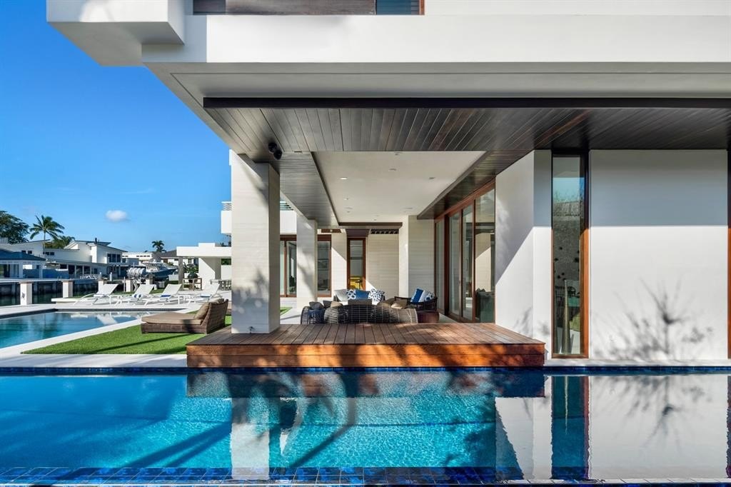 Fort Lauderdale, Florida, 33301, United States, 7 Bedrooms Bedrooms, ,7.5 BathroomsBathrooms,Residential,Forsale,1884538