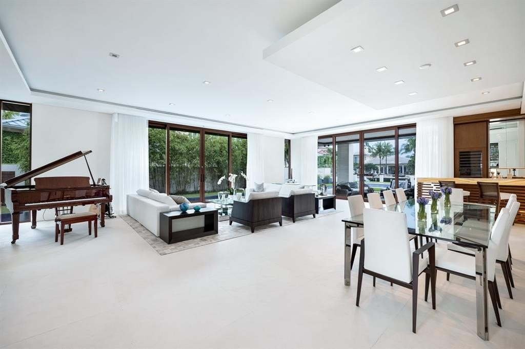 Fort Lauderdale, Florida, 33301, United States, 7 Bedrooms Bedrooms, ,7.5 BathroomsBathrooms,Residential,Forsale,1884538