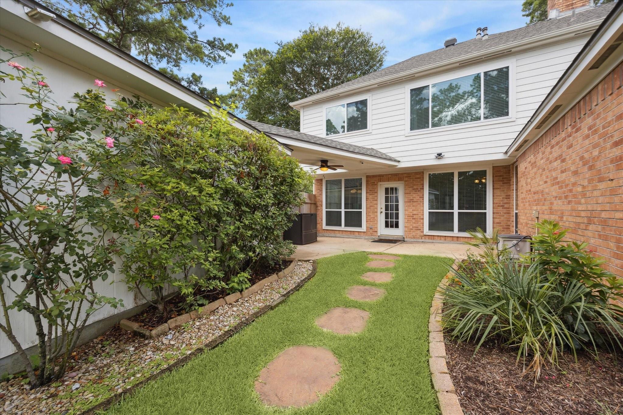 Katy, Texas, 77494, United States, 4 Bedrooms Bedrooms, ,3 BathroomsBathrooms,Residential,Forsale,1910018