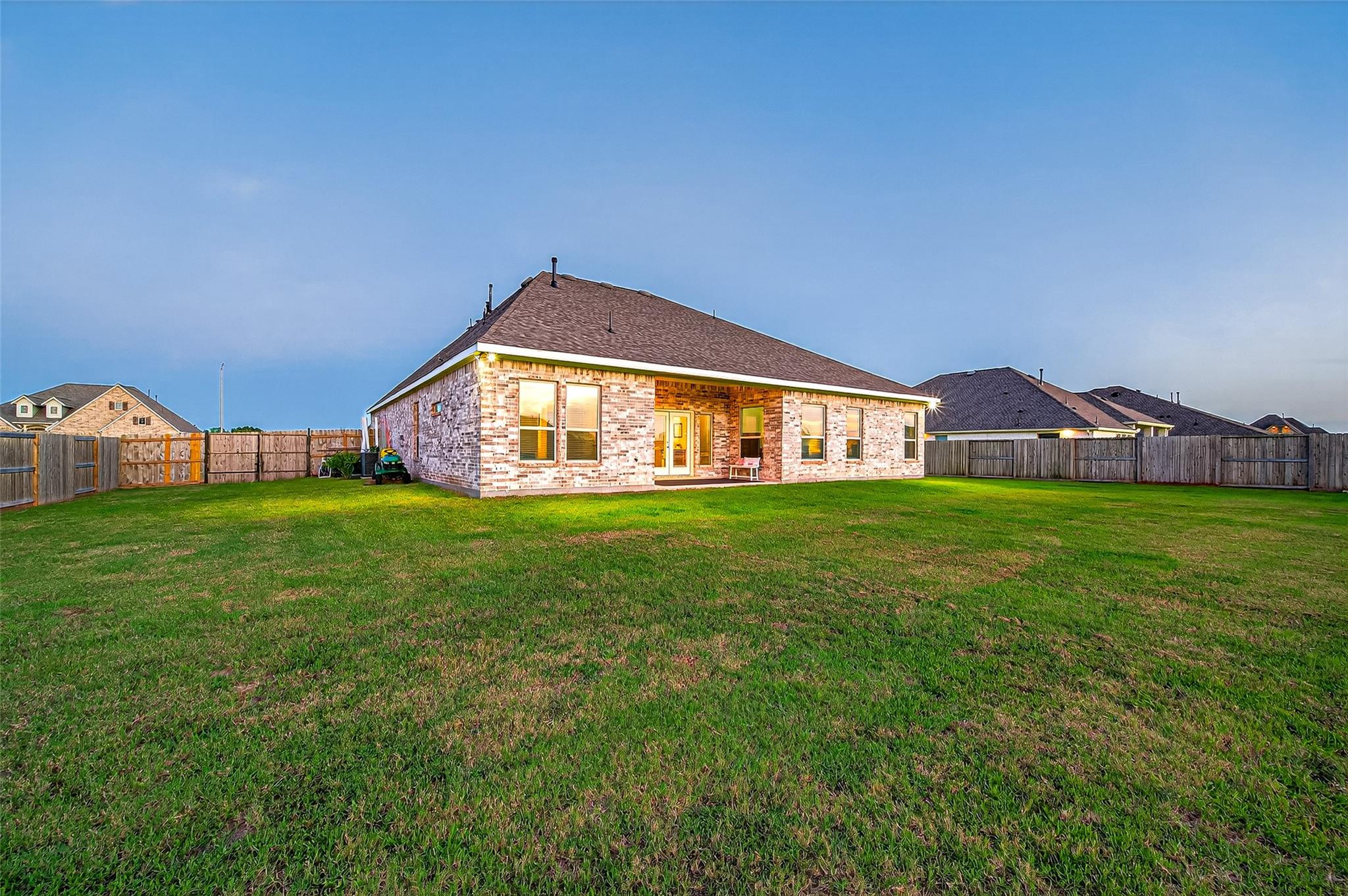 Needville, Texas, 77461, United States, 4 Bedrooms Bedrooms, ,3 BathroomsBathrooms,Residential,Forsale,1953114