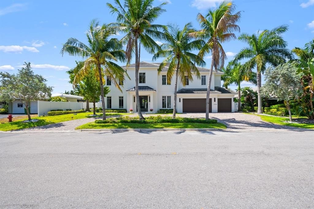 Fort Lauderdale, Florida, 33305, United States, 5 Bedrooms Bedrooms, ,5.5 BathroomsBathrooms,Residential,Forsale,1884521