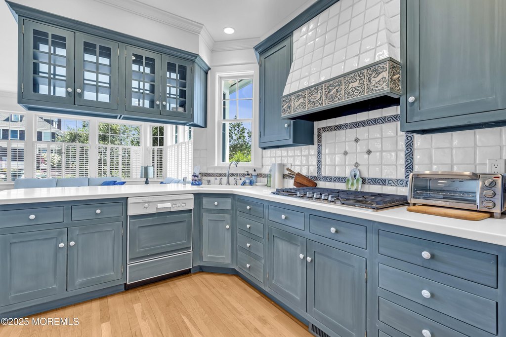 Bay Head, New Jersey, 08742, United States, 8 Bedrooms Bedrooms, ,5.5 BathroomsBathrooms,Residential,Forsale,1946361