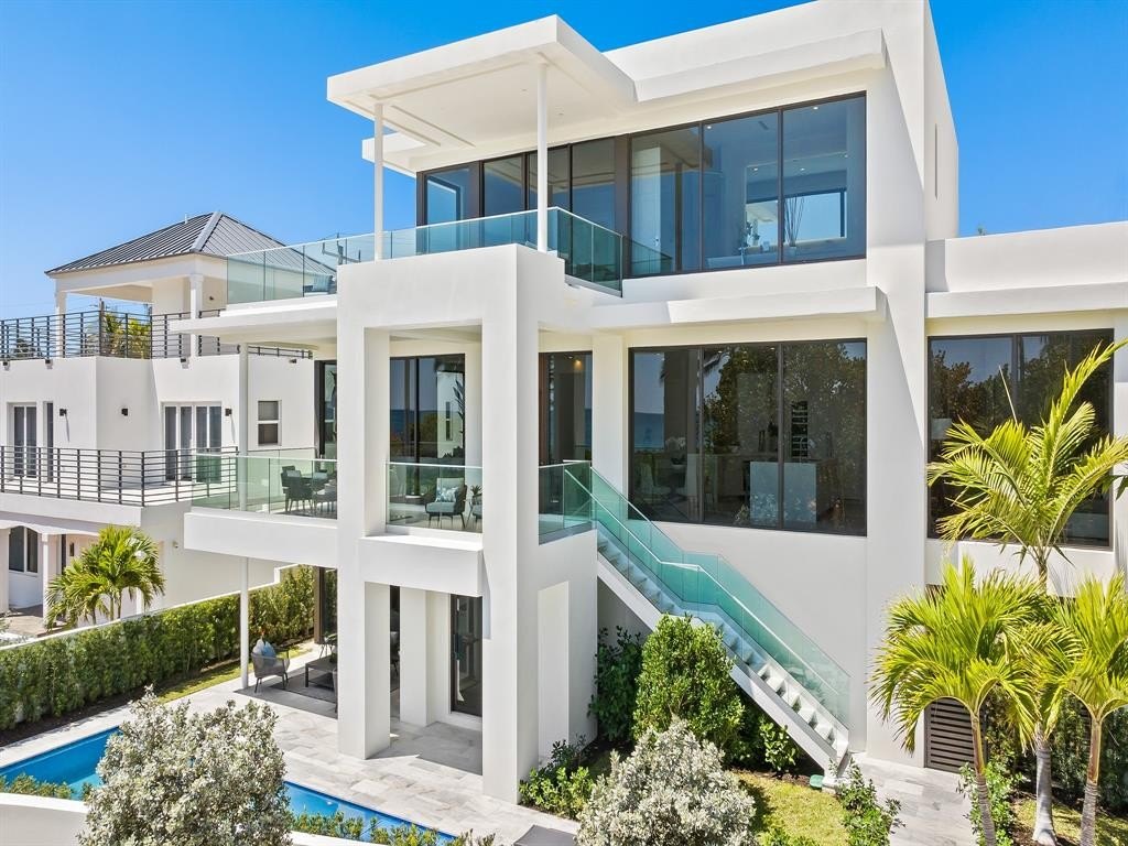 Fort Lauderdale, Florida, 33305, United States, 5 Bedrooms Bedrooms, ,5.5 BathroomsBathrooms,Residential,Forsale,1884564