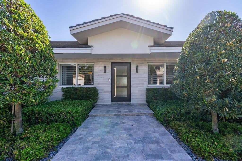 Lighthouse Point, Florida, 33064, United States, 4 Bedrooms Bedrooms, ,3 BathroomsBathrooms,Residential,Forsale,1884549