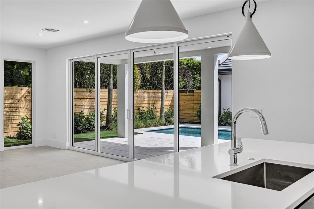 Fort Lauderdale, Florida, 33304, United States, 4 Bedrooms Bedrooms, ,4.5 BathroomsBathrooms,Residential,Forsale,1884584