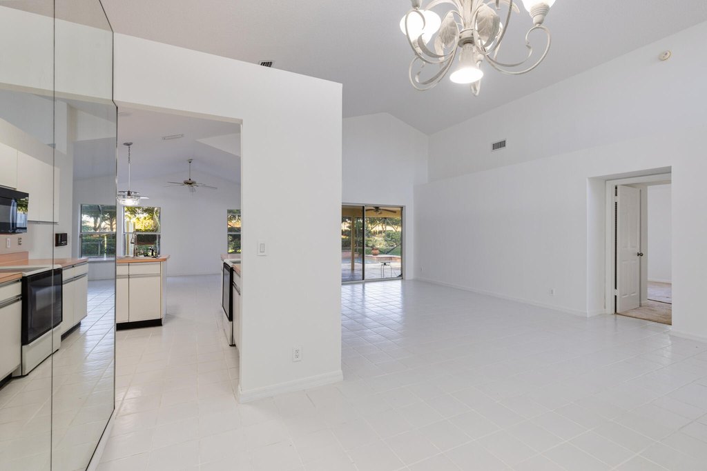 Boca Raton, Florida, 33428, United States, 3 Bedrooms Bedrooms, ,2 BathroomsBathrooms,Residential,Forsale,1929746