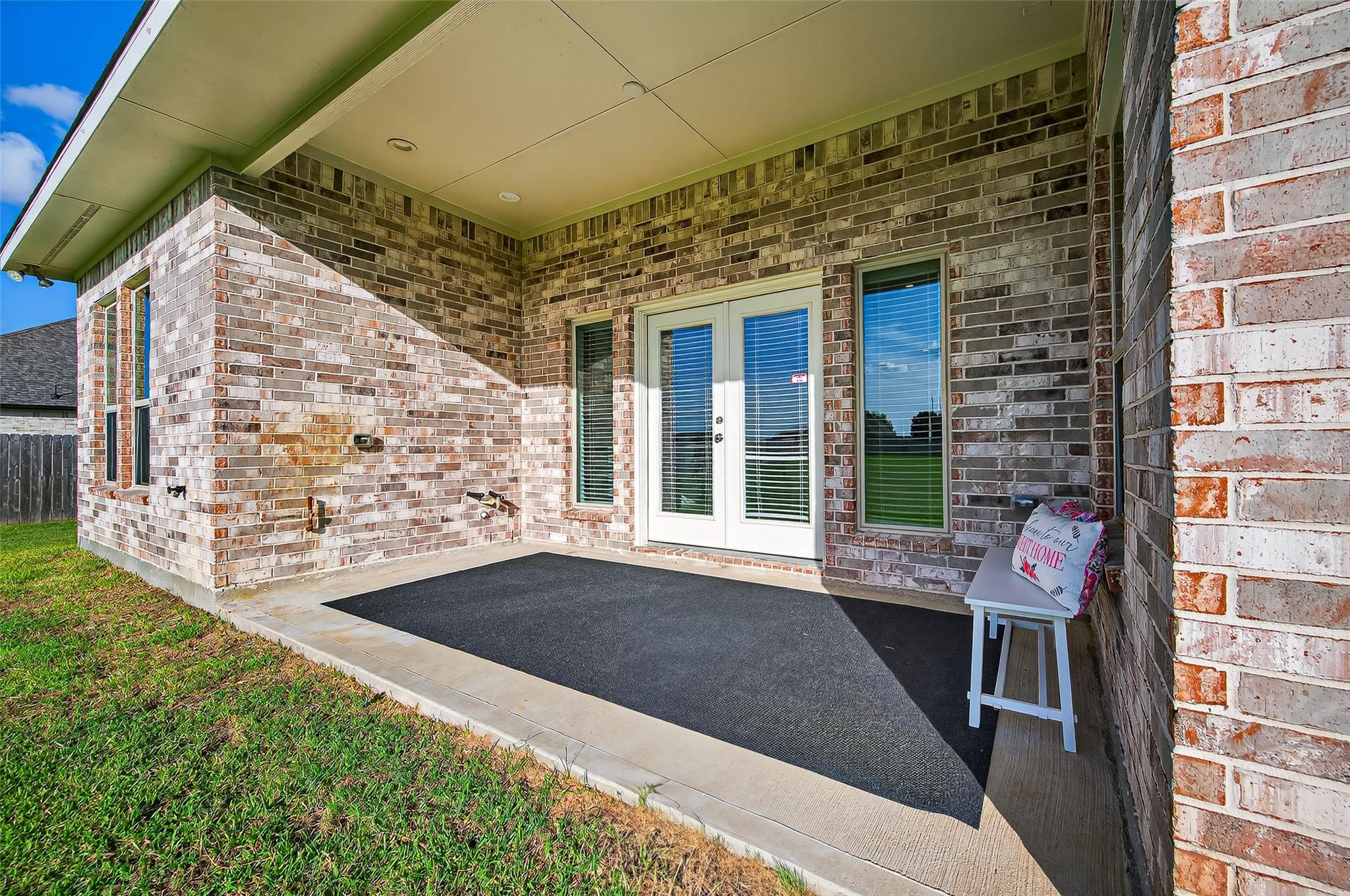 Needville, Texas, 77461, United States, 4 Bedrooms Bedrooms, ,3 BathroomsBathrooms,Residential,Forsale,1953114