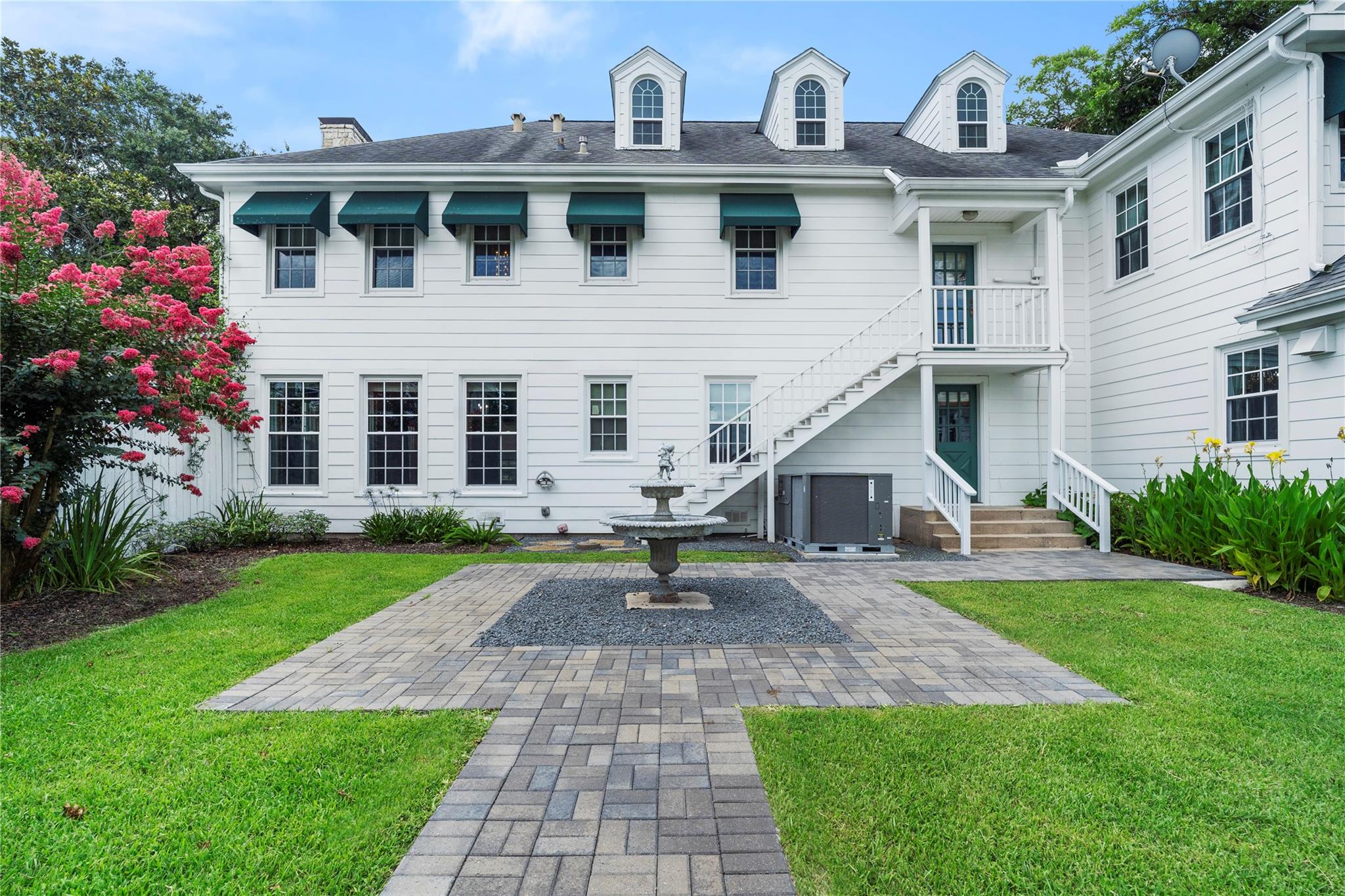 Richmond, Texas, 77469, United States, 9 Bedrooms Bedrooms, ,4 BathroomsBathrooms,Residential,Forsale,1953115