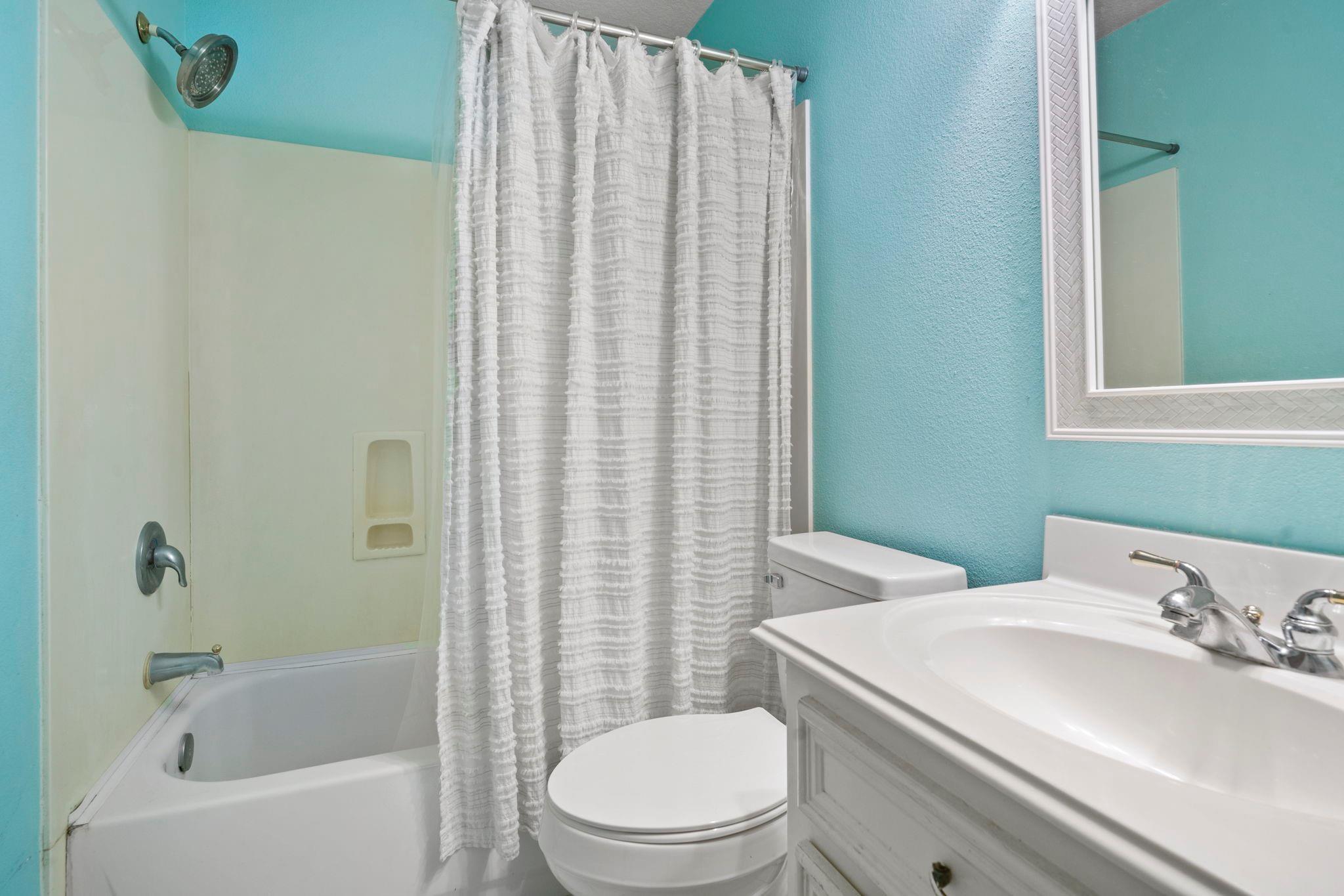Needville, Texas, 77461, United States, 5 Bedrooms Bedrooms, ,3 BathroomsBathrooms,Residential,Forsale,1910025