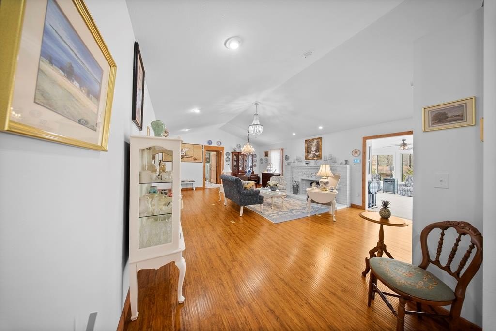 MONTEREY, Tennessee, 38574, United States, 3 Bedrooms Bedrooms, ,2 BathroomsBathrooms,Residential,Forsale,1907887