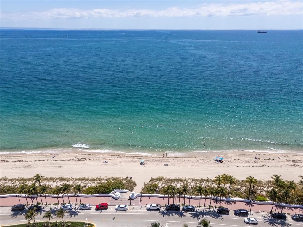 Fort Lauderdale, Florida, 33304, United States, 4 Bedrooms Bedrooms, ,4 BathroomsBathrooms,Residential,Forsale,1951875