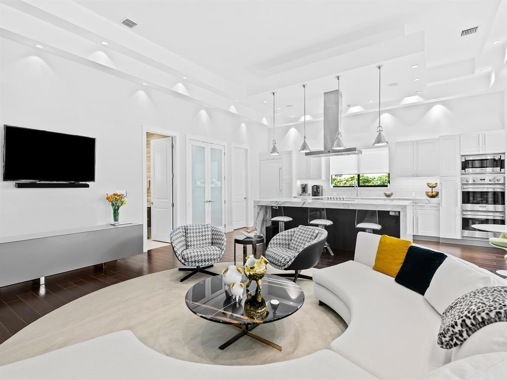 Fort Lauderdale, Florida, 33305, United States, 4 Bedrooms Bedrooms, ,4.5 BathroomsBathrooms,Residential,Forsale,1884558