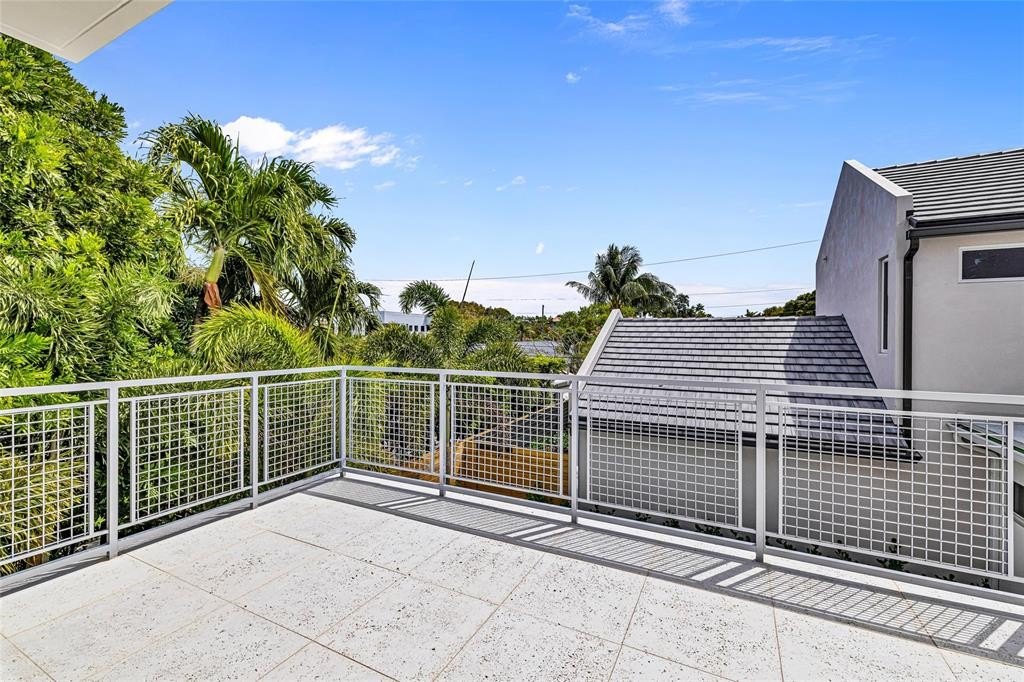 Fort Lauderdale, Florida, 33304, United States, 4 Bedrooms Bedrooms, ,4.5 BathroomsBathrooms,Residential,Forsale,1884584