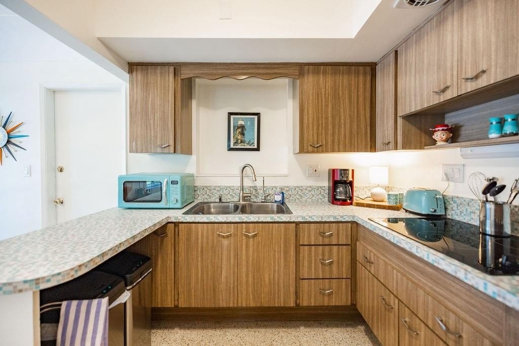 Lighthouse Point, Florida, 33064, United States, 2 Bedrooms Bedrooms, ,2 BathroomsBathrooms,Residential,Forsale,1884544