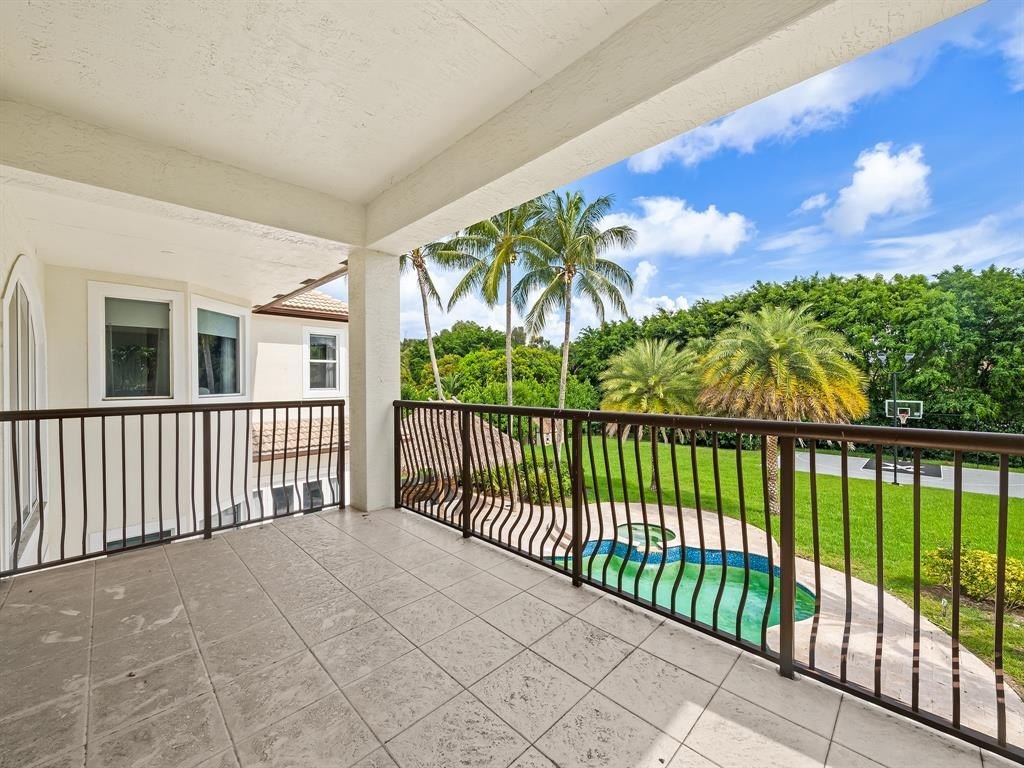 Davie, Florida, 33328, United States, 6 Bedrooms Bedrooms, ,5.5 BathroomsBathrooms,Residential,Forsale,1903980