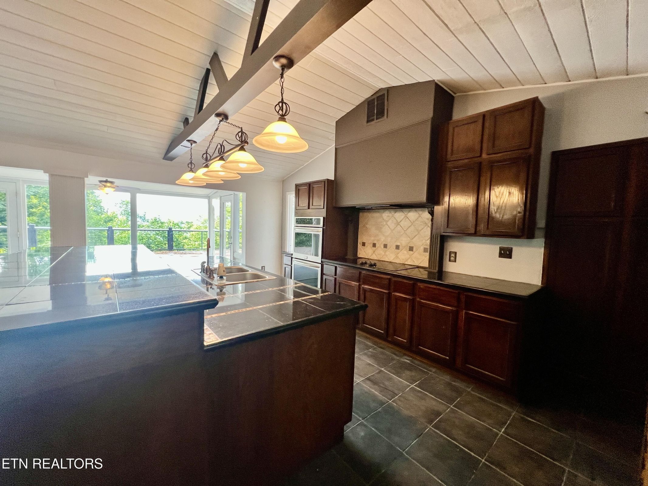 Sevierville, Tennessee, 37876, United States, 3 Bedrooms Bedrooms, ,2 BathroomsBathrooms,Residential,Forsale,1893772