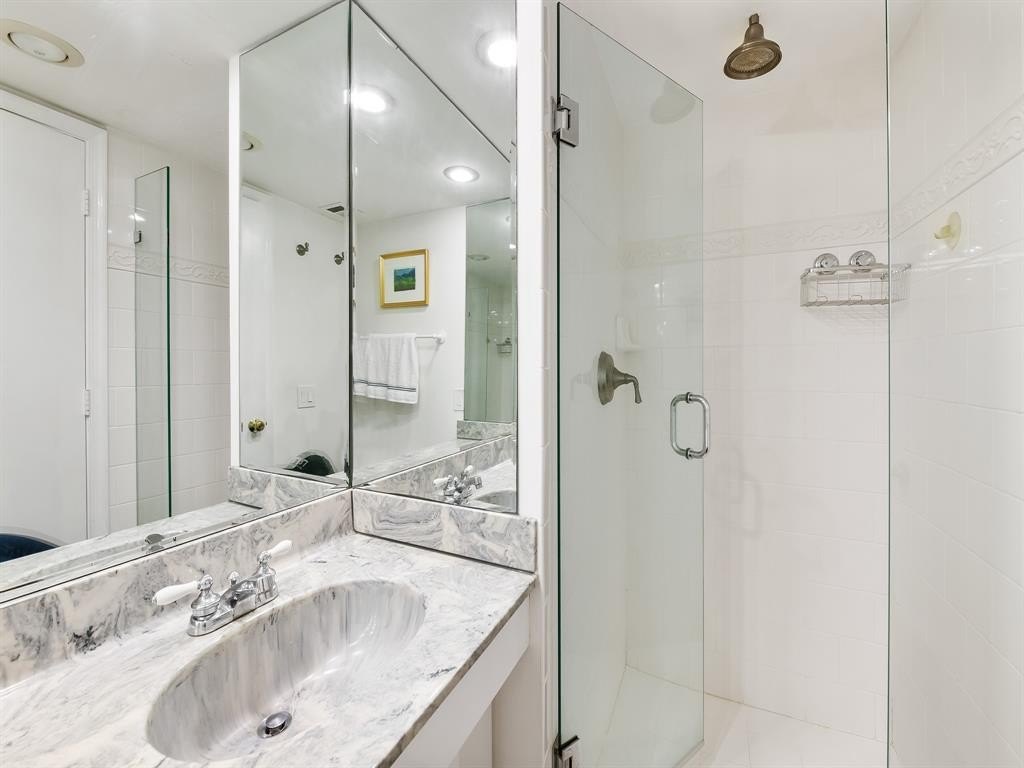 Fort Lauderdale, Florida, 33316, United States, 2 Bedrooms Bedrooms, ,2 BathroomsBathrooms,Residential,Forsale,1946583