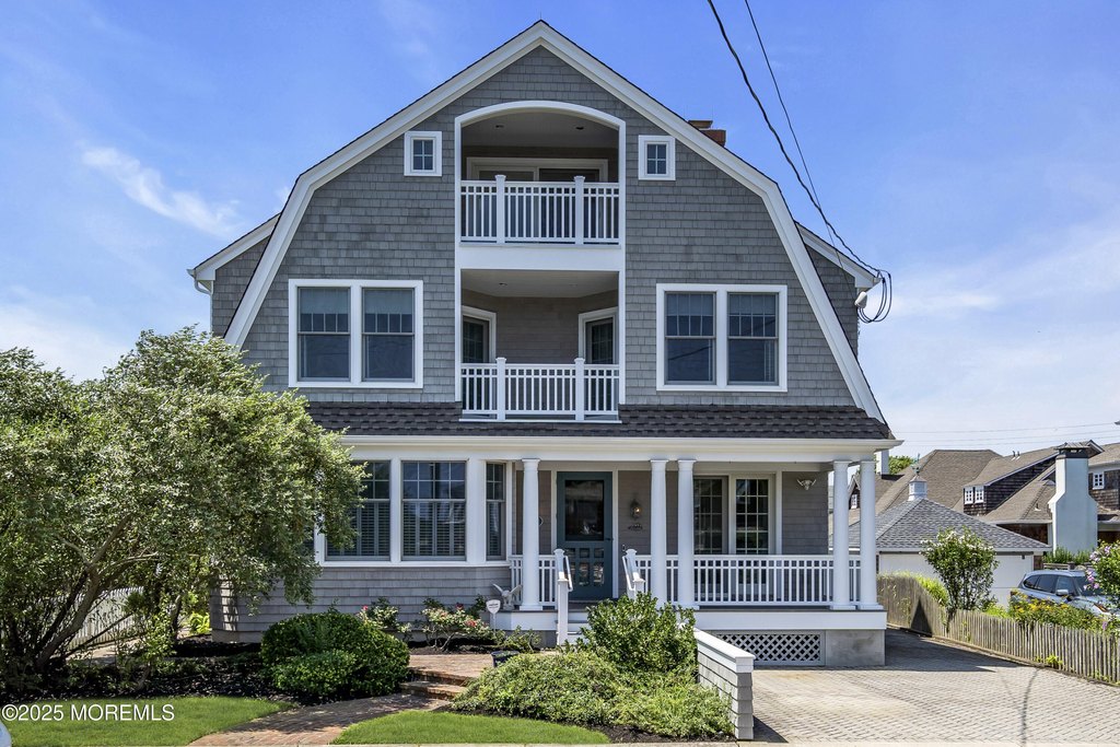 Bay Head, New Jersey, 08742, United States, 8 Bedrooms Bedrooms, ,5.5 BathroomsBathrooms,Residential,Forsale,1946361