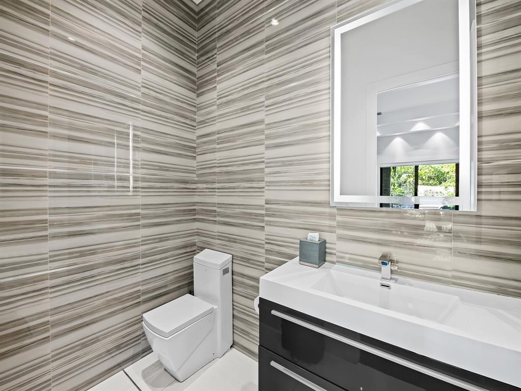 Fort Lauderdale, Florida, 33305, United States, 4 Bedrooms Bedrooms, ,4.5 BathroomsBathrooms,Residential,Forsale,1884558