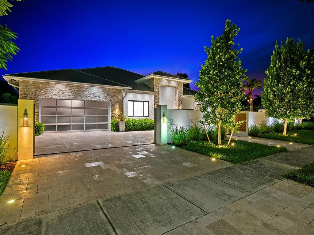 Fort Lauderdale, Florida, 33305, United States, 4 Bedrooms Bedrooms, ,4.5 BathroomsBathrooms,Residential,Forsale,1884558