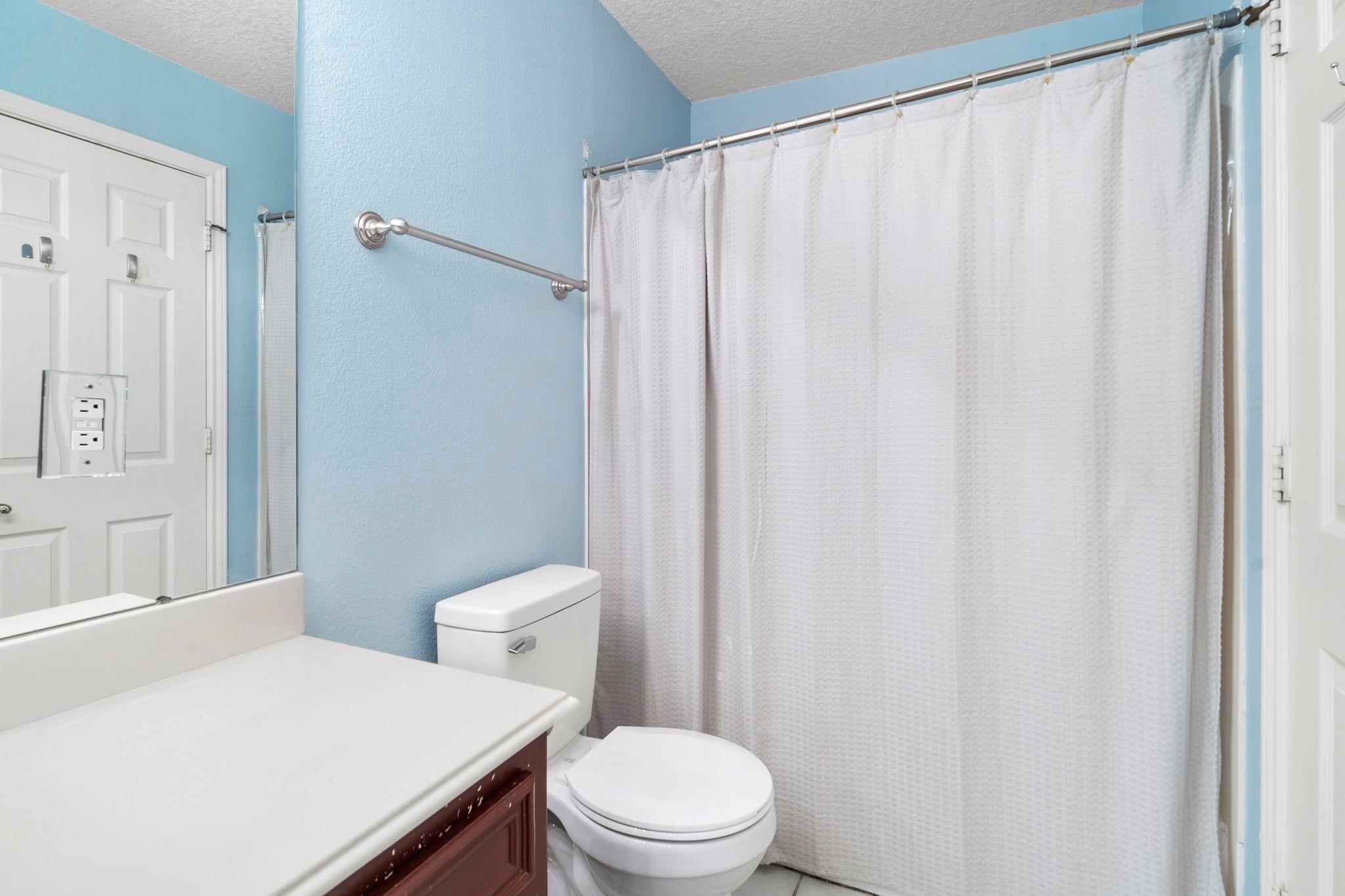 Needville, Texas, 77461, United States, 5 Bedrooms Bedrooms, ,3 BathroomsBathrooms,Residential,Forsale,1910025