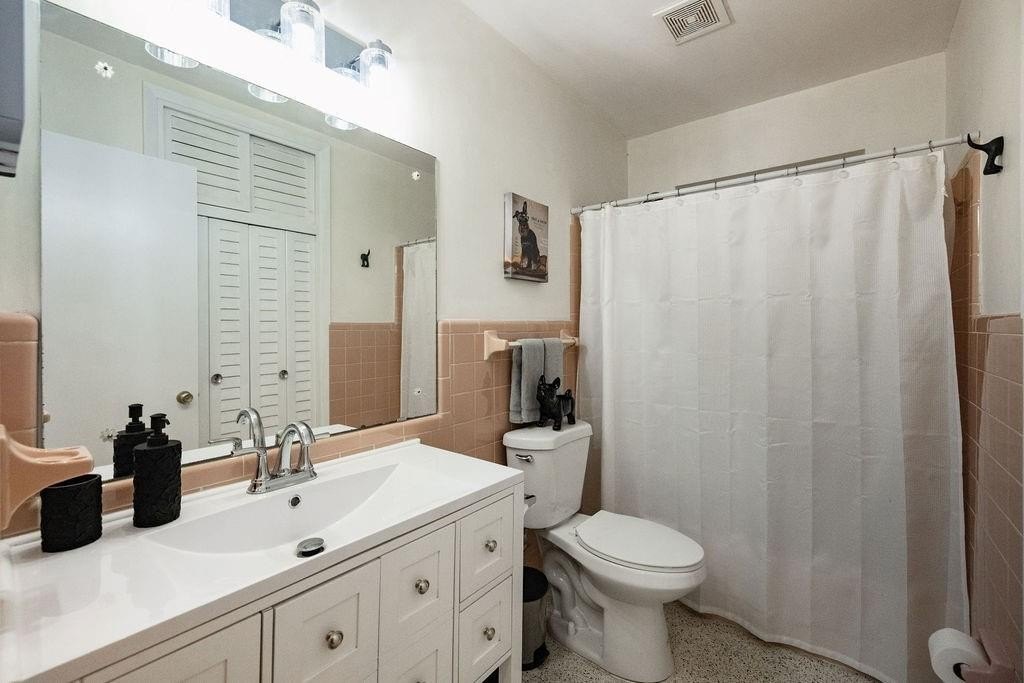 Lighthouse Point, Florida, 33064, United States, 2 Bedrooms Bedrooms, ,2 BathroomsBathrooms,Residential,Forsale,1884544