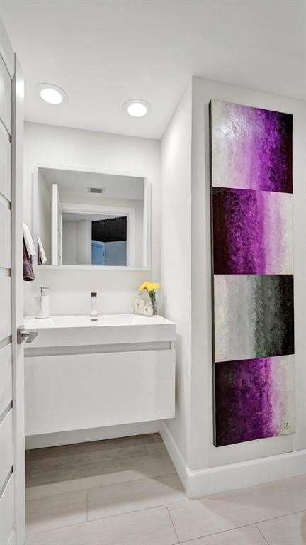 Fort Lauderdale, Florida, 33304, United States, 3 Bedrooms Bedrooms, ,3.5 BathroomsBathrooms,Residential,Forsale,1884537