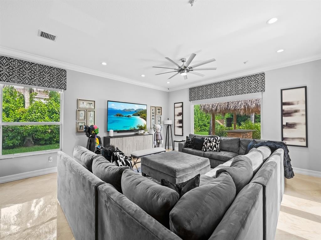 Davie, Florida, 33328, United States, 6 Bedrooms Bedrooms, ,5.5 BathroomsBathrooms,Residential,Forsale,1903980