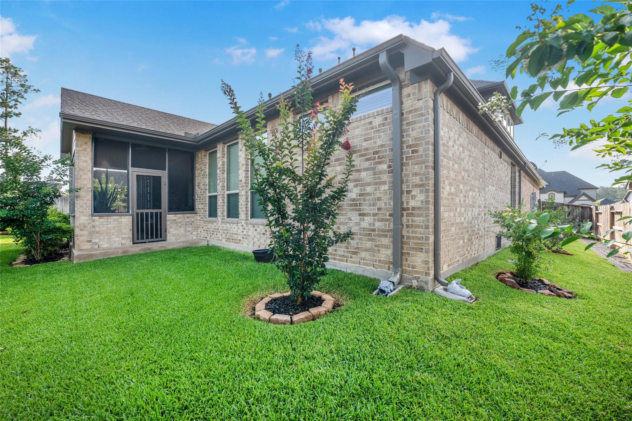 Pinehurst, Texas, 77362, United States, 5 Bedrooms Bedrooms, ,4 BathroomsBathrooms,Residential,Forsale,1910013