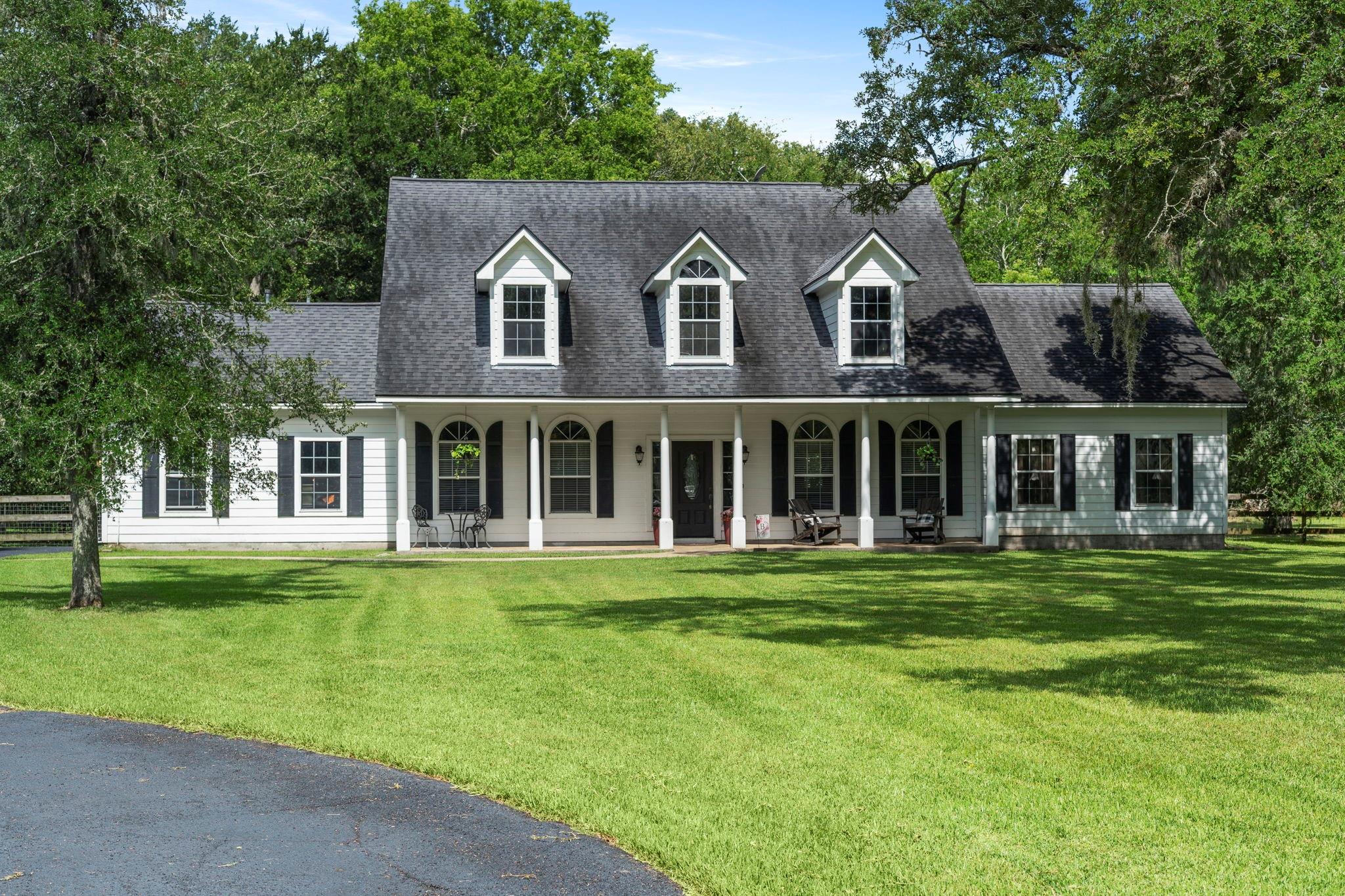 Needville, Texas, 77461, United States, 5 Bedrooms Bedrooms, ,3 BathroomsBathrooms,Residential,Forsale,1910025