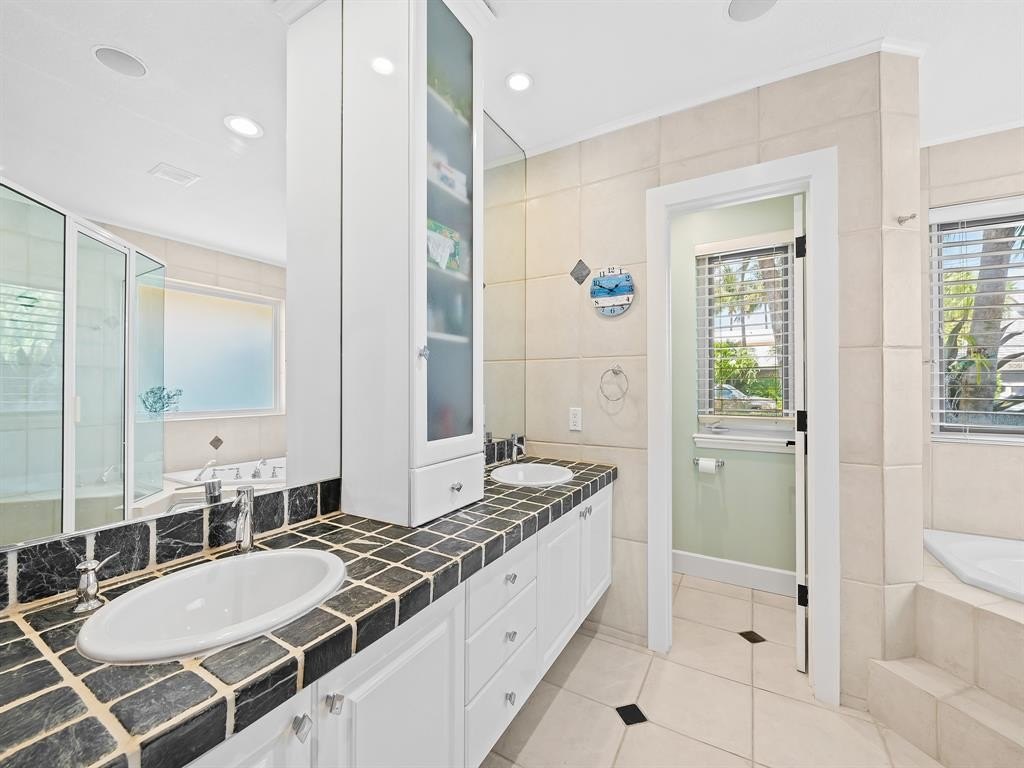 Fort Lauderdale, Florida, 33308, United States, 3 Bedrooms Bedrooms, ,3 BathroomsBathrooms,Residential,Forsale,1884555