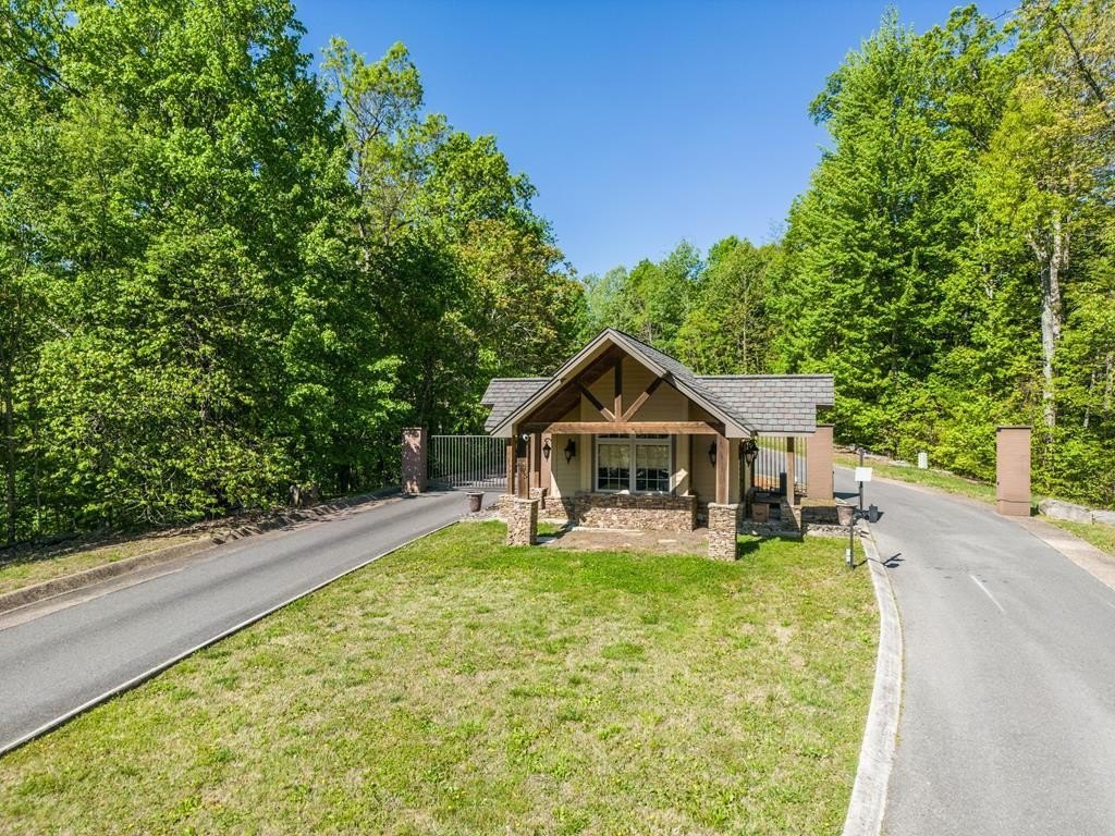 MONTEREY, Tennessee, 38574, United States, 3 Bedrooms Bedrooms, ,2 BathroomsBathrooms,Residential,Forsale,1907888