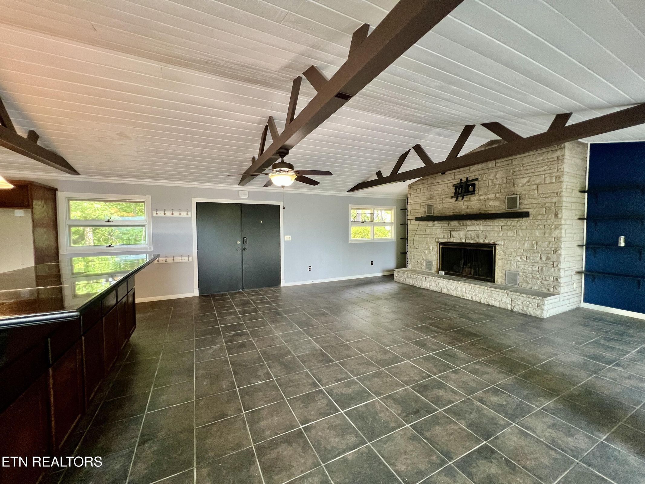 Sevierville, Tennessee, 37876, United States, 3 Bedrooms Bedrooms, ,2 BathroomsBathrooms,Residential,Forsale,1893772