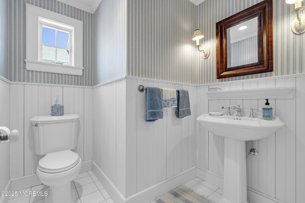 Bay Head, New Jersey, 08742, United States, 8 Bedrooms Bedrooms, ,5.5 BathroomsBathrooms,Residential,Forsale,1946361