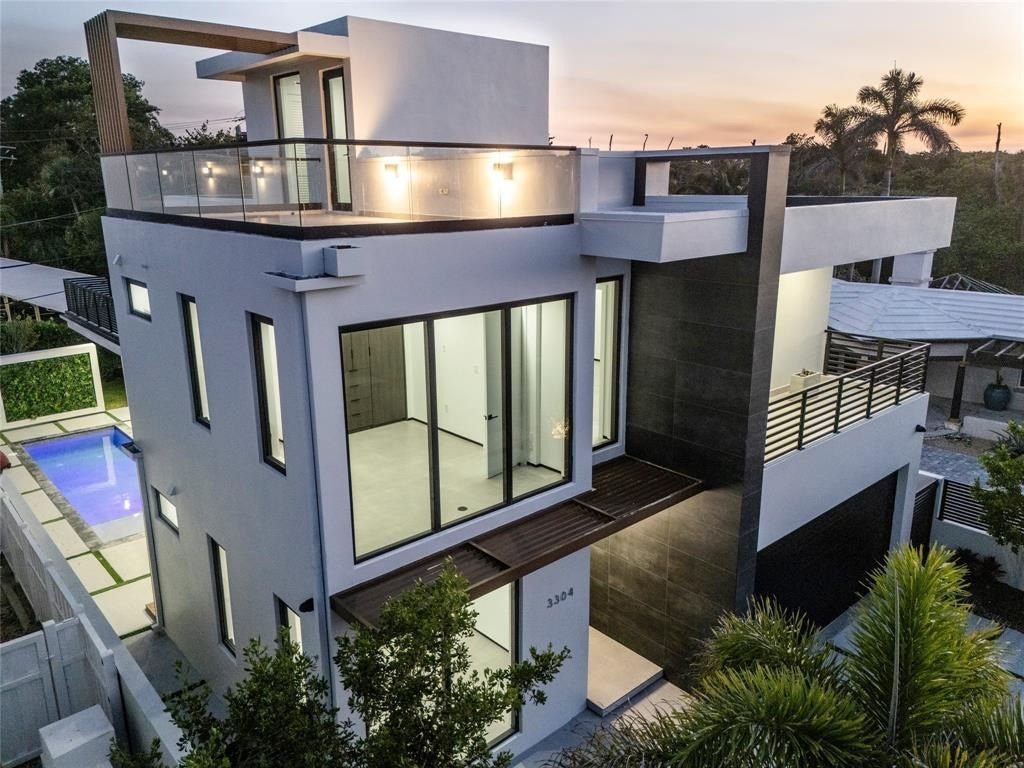 Fort Lauderdale, Florida, 33304, United States, 4 Bedrooms Bedrooms, ,4 BathroomsBathrooms,Residential,Forsale,1951875