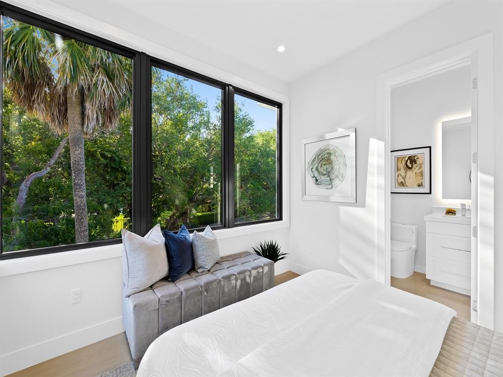 Fort Lauderdale, Florida, 33301, United States, 5 Bedrooms Bedrooms, ,5.5 BathroomsBathrooms,Residential,Forsale,1884562