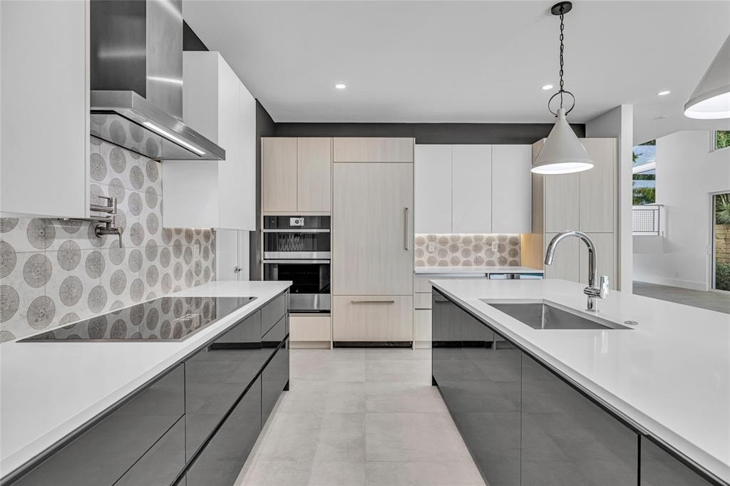 Fort Lauderdale, Florida, 33304, United States, 4 Bedrooms Bedrooms, ,4.5 BathroomsBathrooms,Residential,Forsale,1884584