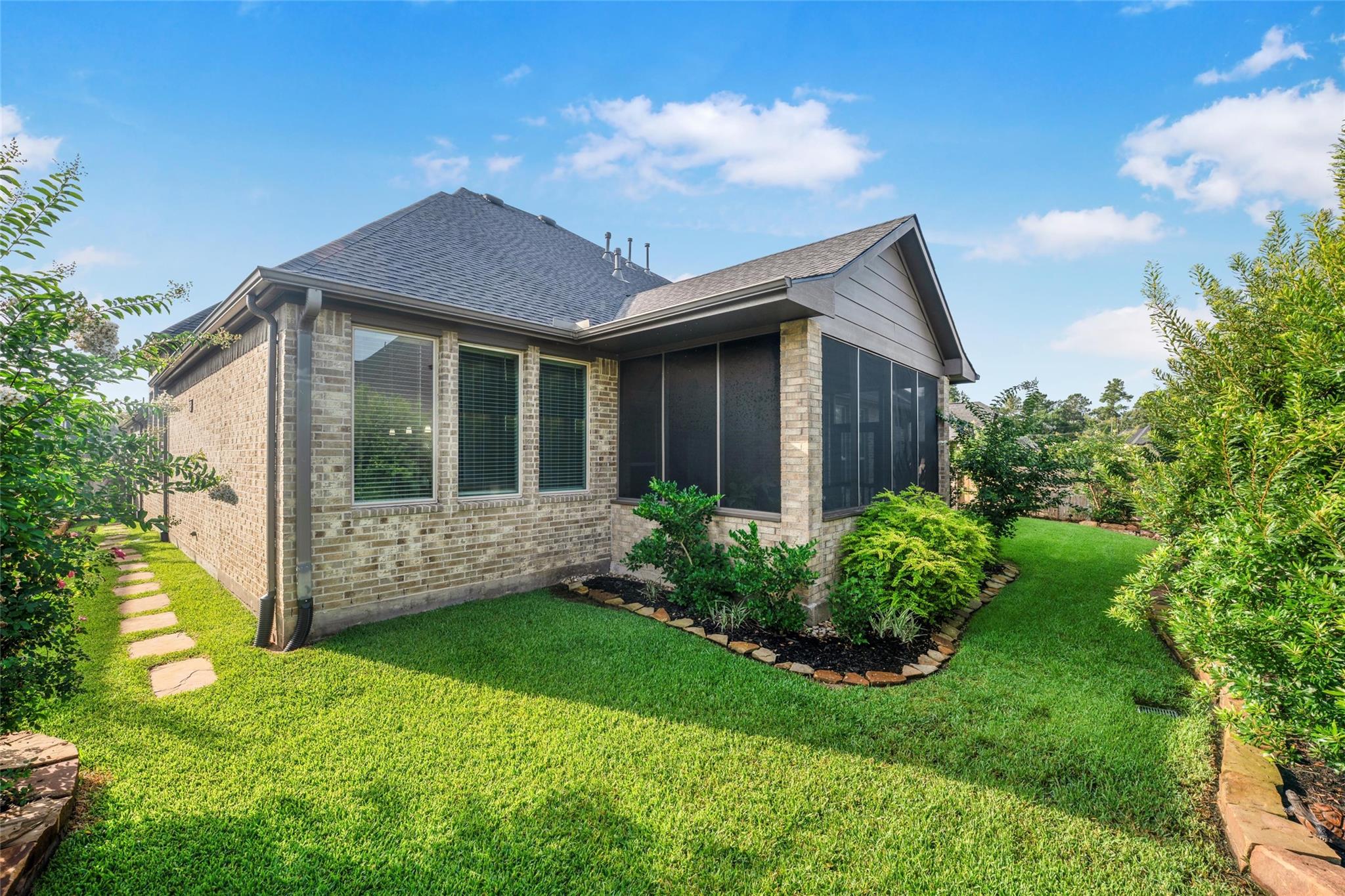 Pinehurst, Texas, 77362, United States, 5 Bedrooms Bedrooms, ,4 BathroomsBathrooms,Residential,Forsale,1910013