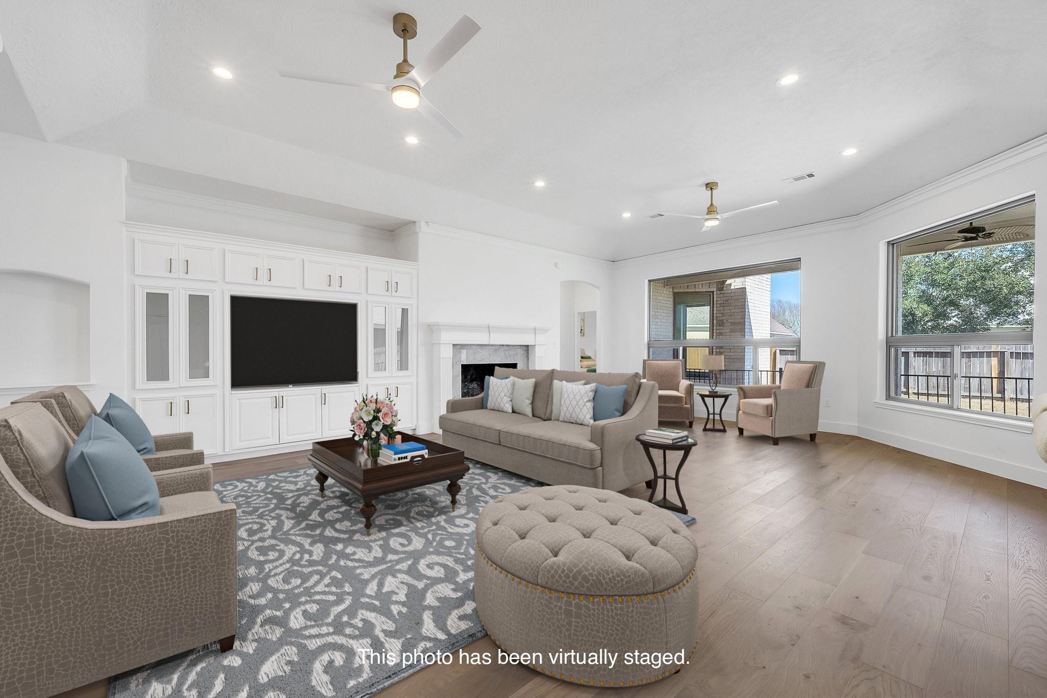 Montgomery, Texas, 77356, United States, 7 Bedrooms Bedrooms, ,5 BathroomsBathrooms,Residential,Forsale,1910017