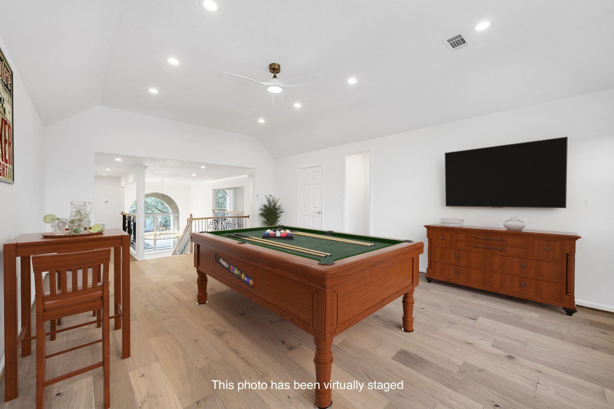 Montgomery, Texas, 77356, United States, 7 Bedrooms Bedrooms, ,5 BathroomsBathrooms,Residential,Forsale,1910017