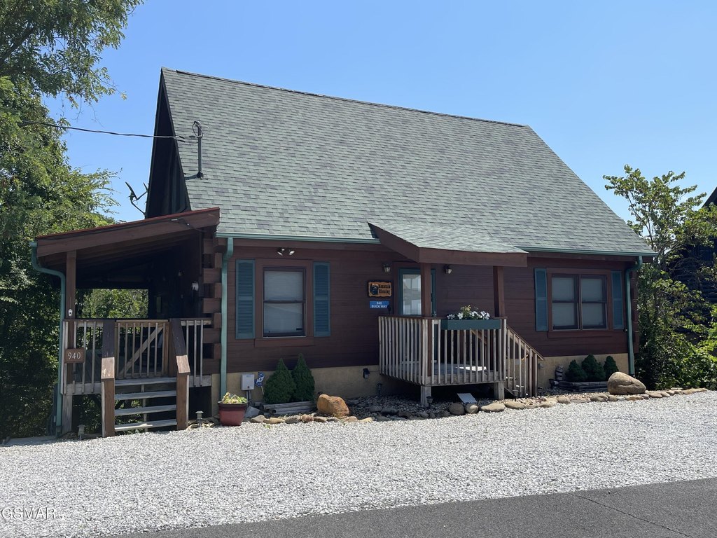 Sevierville, Tennessee, 37876, United States, 3 Bedrooms Bedrooms, ,2.5 BathroomsBathrooms,Residential,Forsale,1942425
