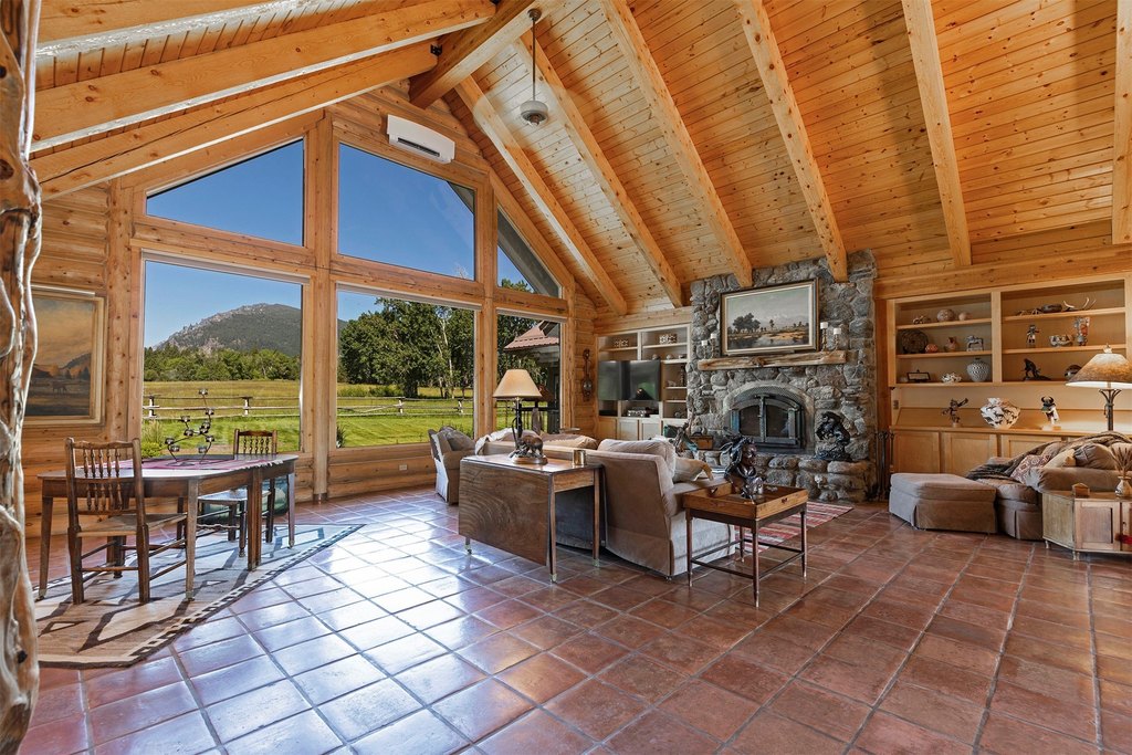 Victor, Montana, 59875, United States, 4 Bedrooms Bedrooms, ,4.5 BathroomsBathrooms,Residential,Forsale,1944330