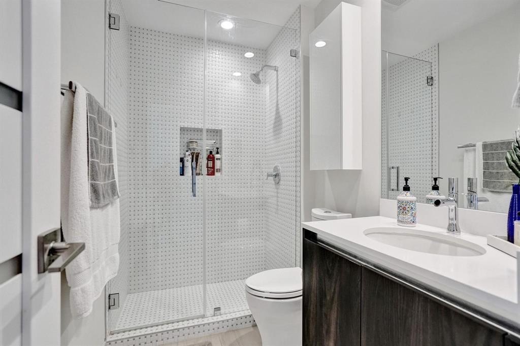 Fort Lauderdale, Florida, 33304, United States, 3 Bedrooms Bedrooms, ,3.5 BathroomsBathrooms,Residential,Forsale,1884537