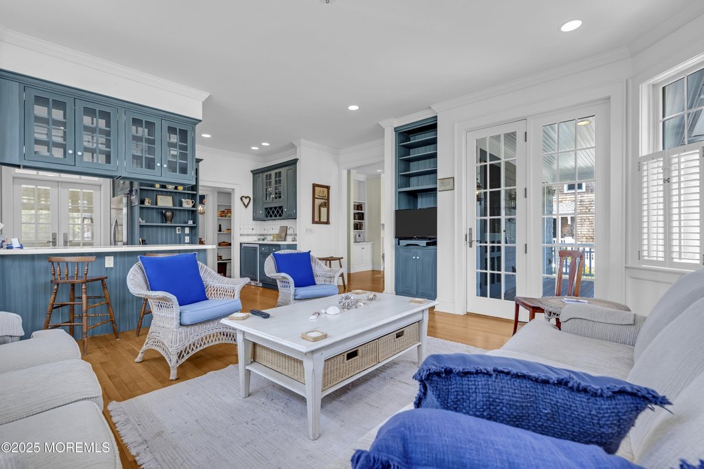 Bay Head, New Jersey, 08742, United States, 8 Bedrooms Bedrooms, ,5.5 BathroomsBathrooms,Residential,Forsale,1946361