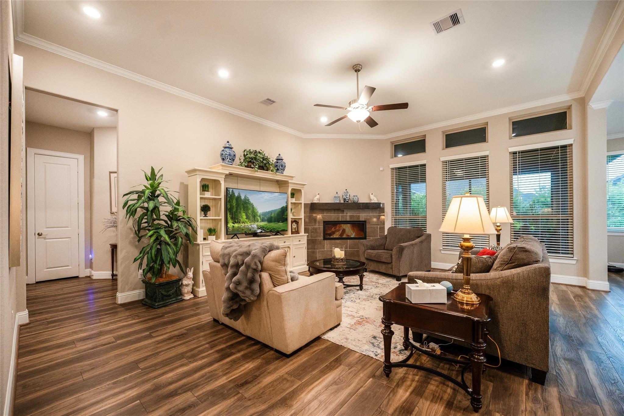 Pinehurst, Texas, 77362, United States, 5 Bedrooms Bedrooms, ,4 BathroomsBathrooms,Residential,Forsale,1910013