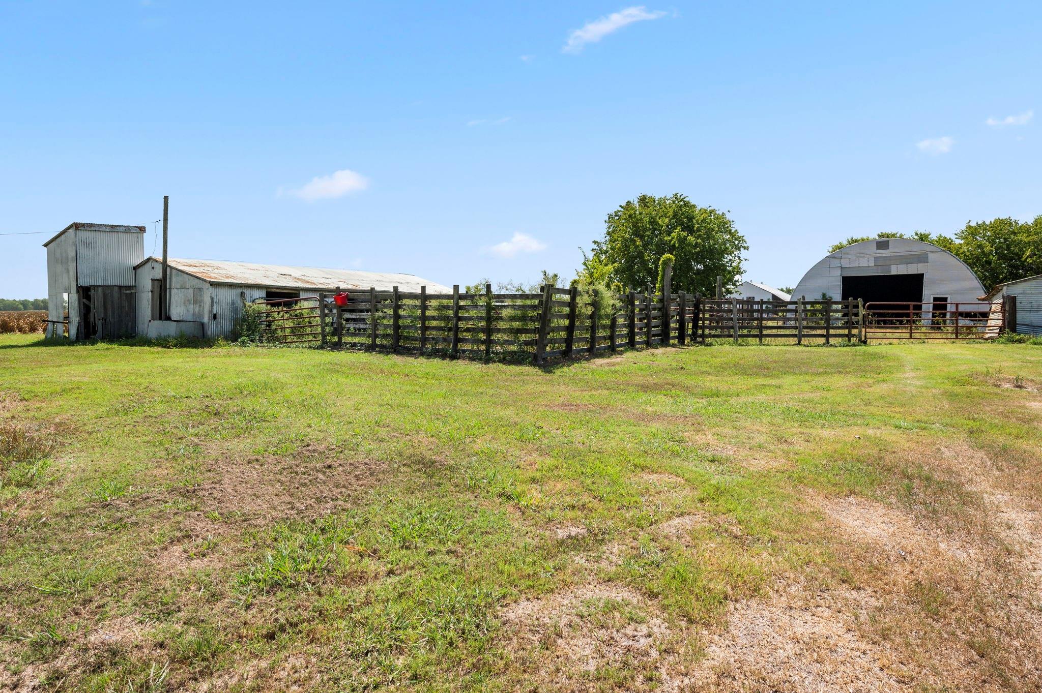 Beasley, Texas, 77417, United States, 3 Bedrooms Bedrooms, ,2 BathroomsBathrooms,Residential,Forsale,1910022
